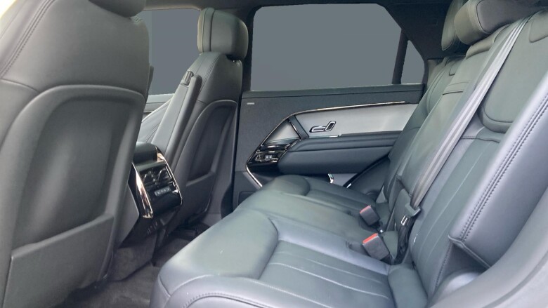 Land Rover Range Rover Sport 3.0 D300 Dynamic SE 5dr Auto Diesel Estate